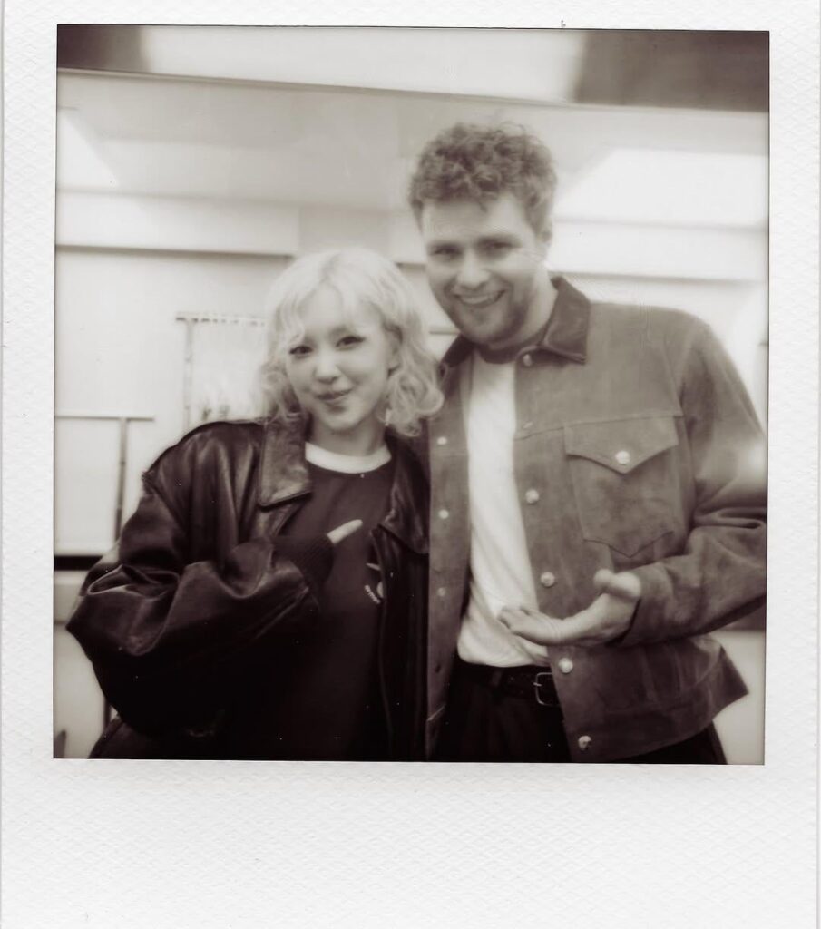 251230 تحديث Alex Warren على IG مع روزي