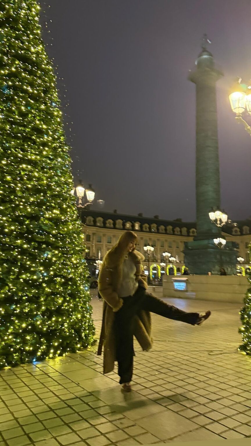 251225 تحديث قصة ليزا على IG