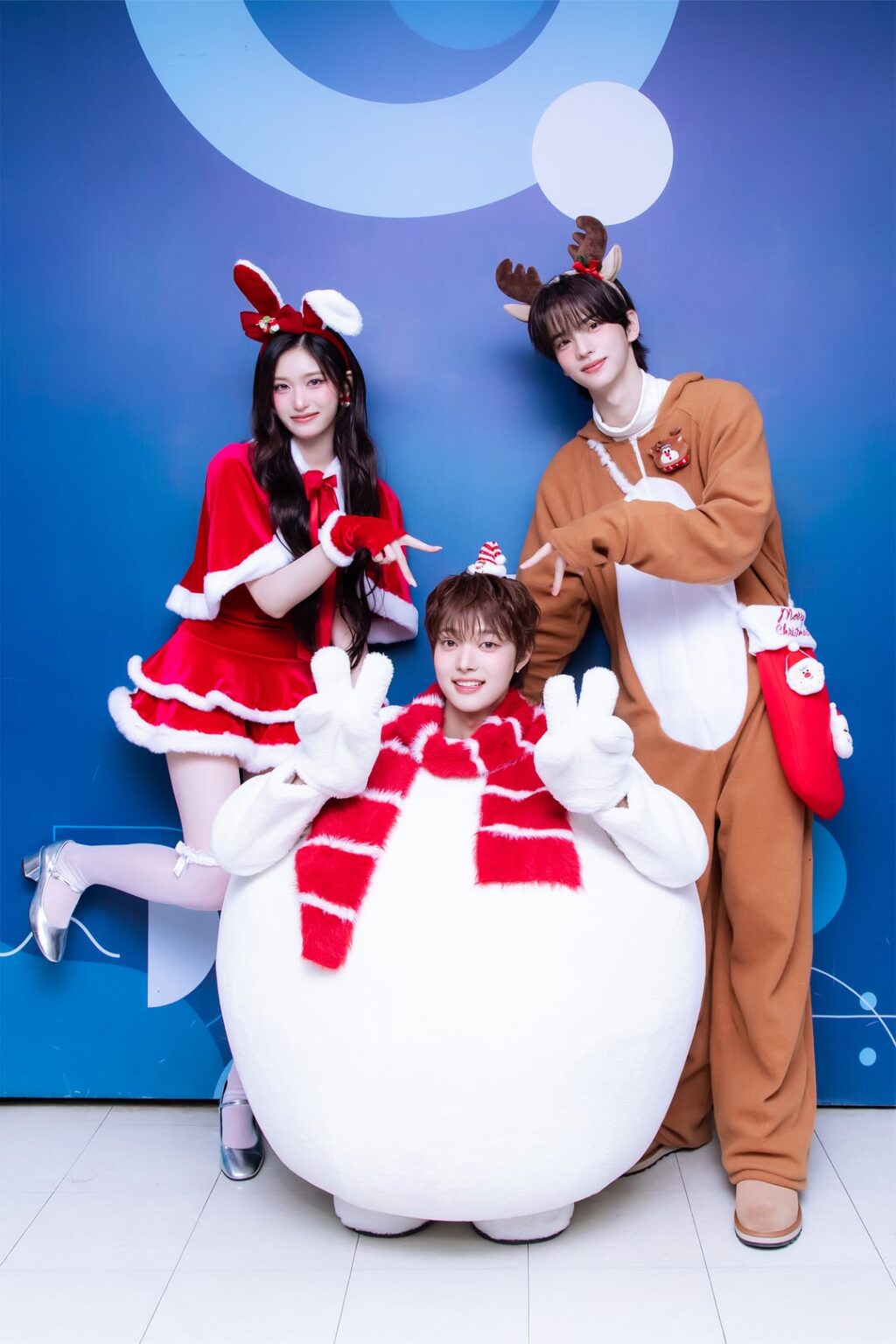 251207 تحديث تويتر SBS KPOP مع Leeseo (مع TWS Shinyu و&TEAM EJ)