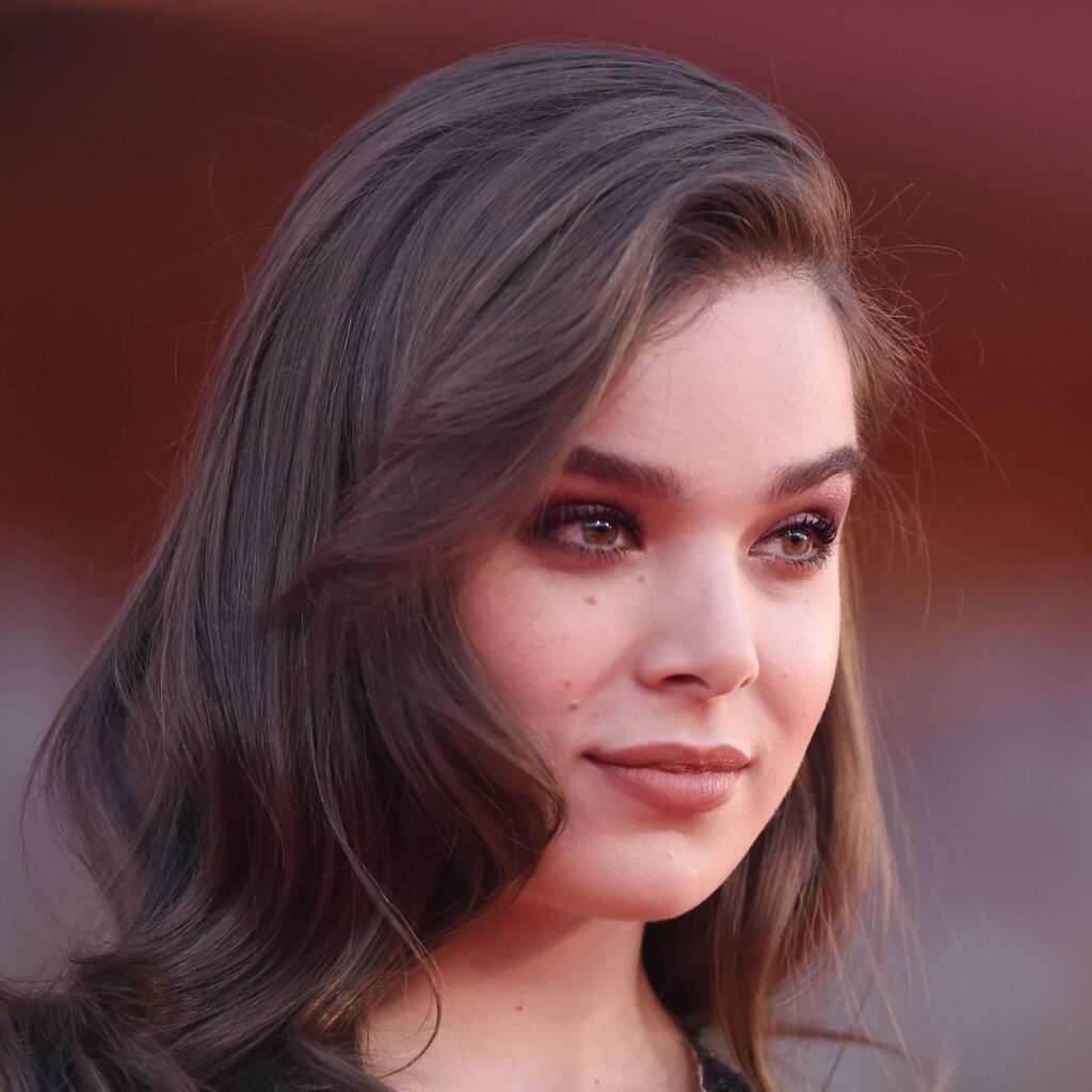 Hailee Steinfeld