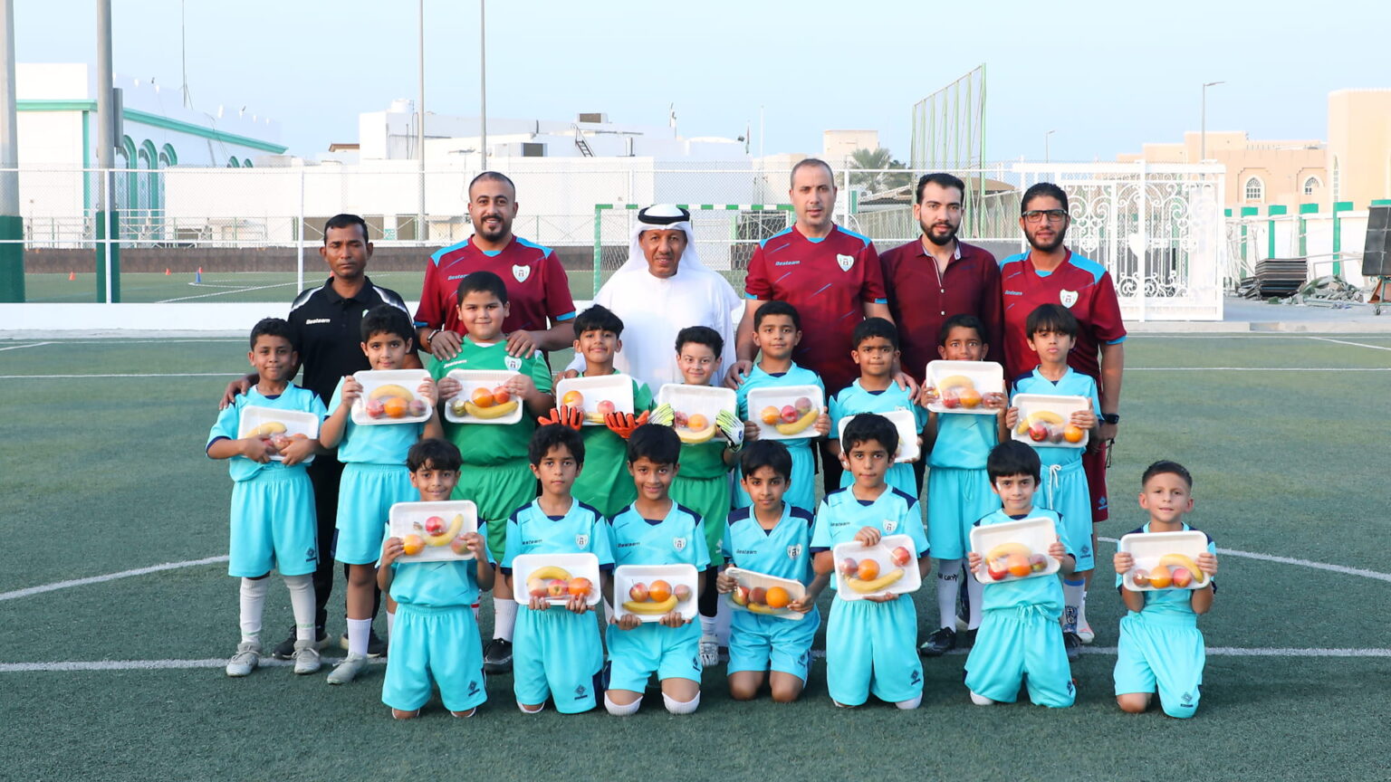 نادي دبا الحصن يطلق مبادرة الغذاء الصحي أسلوب حياة نادي دبا الحصن يطلق مبادرة الغذاء الصحي أسلوب حياة