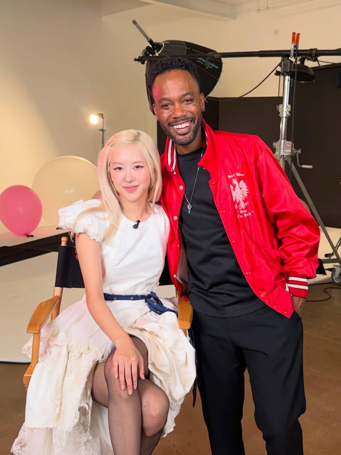 251212 تحديث IG الخاص به مع ROSÉ