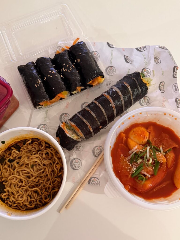 251217 تحديث دردشة تطبيق JISOO