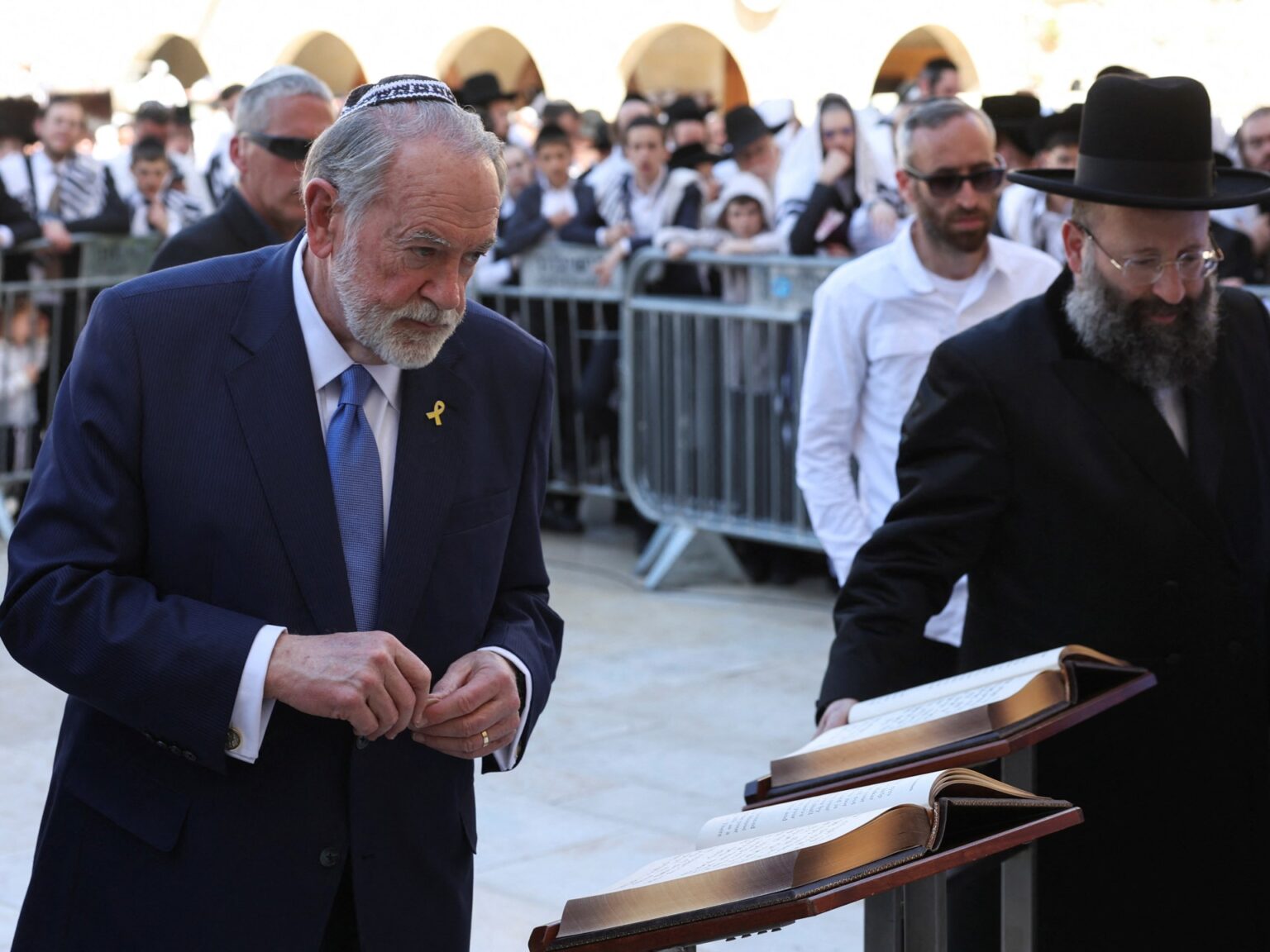 سفير واشنطن بإسرائيل: انهيار اتفاق غزة مستبعد وعنف المستوطنين إرهاب | أخبار