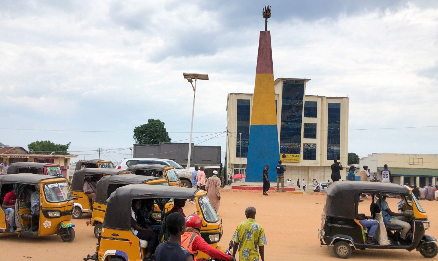 هدوء حذر شرقي الكونغو مع استمرار سيطرة “إم 23” على أوفيرا | أخبار هدوء حذر شرقي الكونغو مع استمرار سيطرة "إم 23" على أوفيرا | أخبار