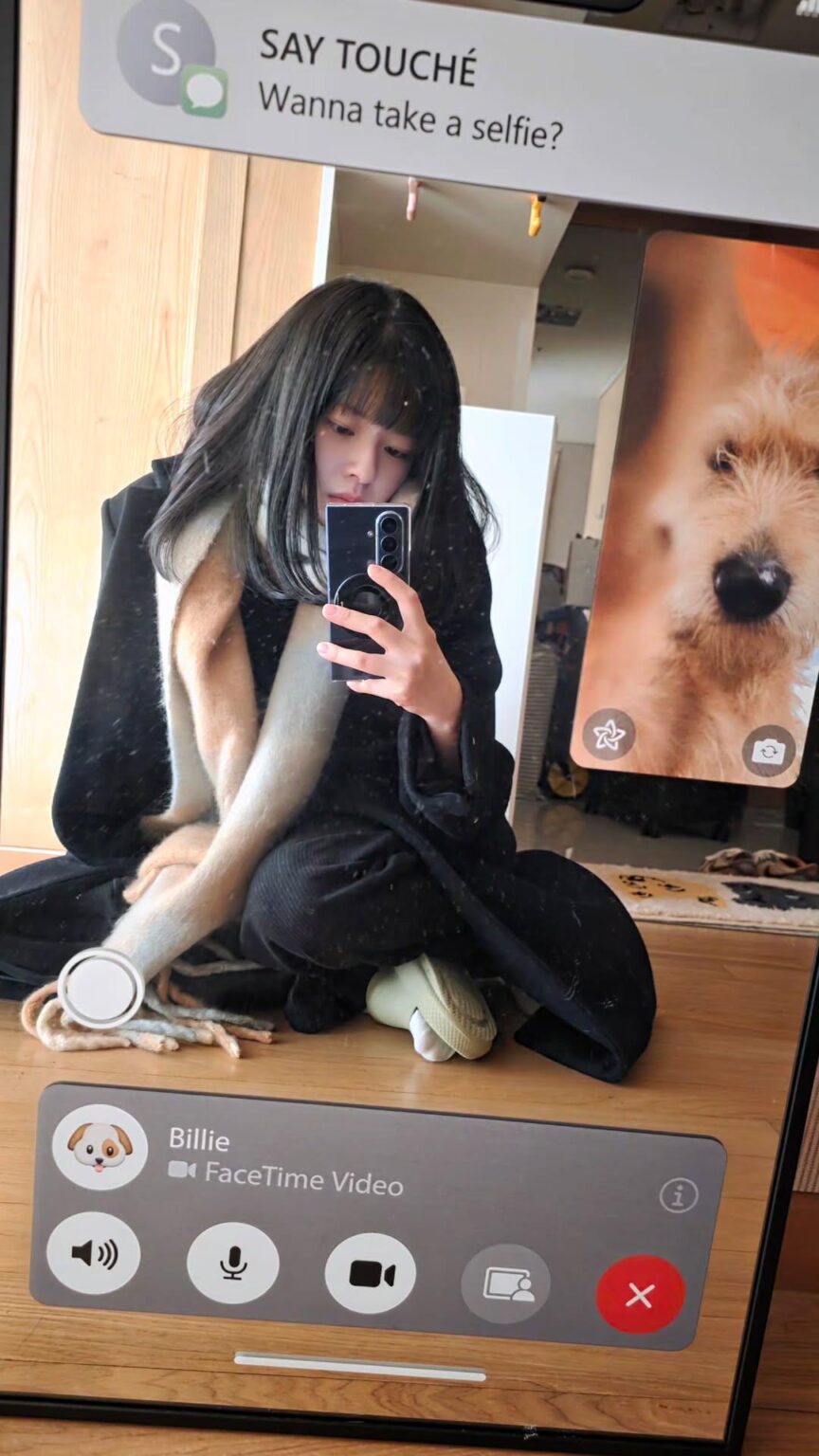 251205 تحديث قصة جونغيون على الانستقرام - "هل تريد التقاط صورة شخصية؟"