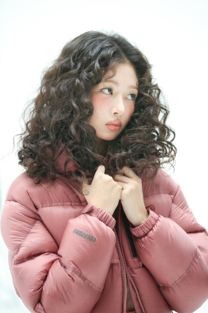 251226 ري - ميليت (CF يصور الصورة خلفه)