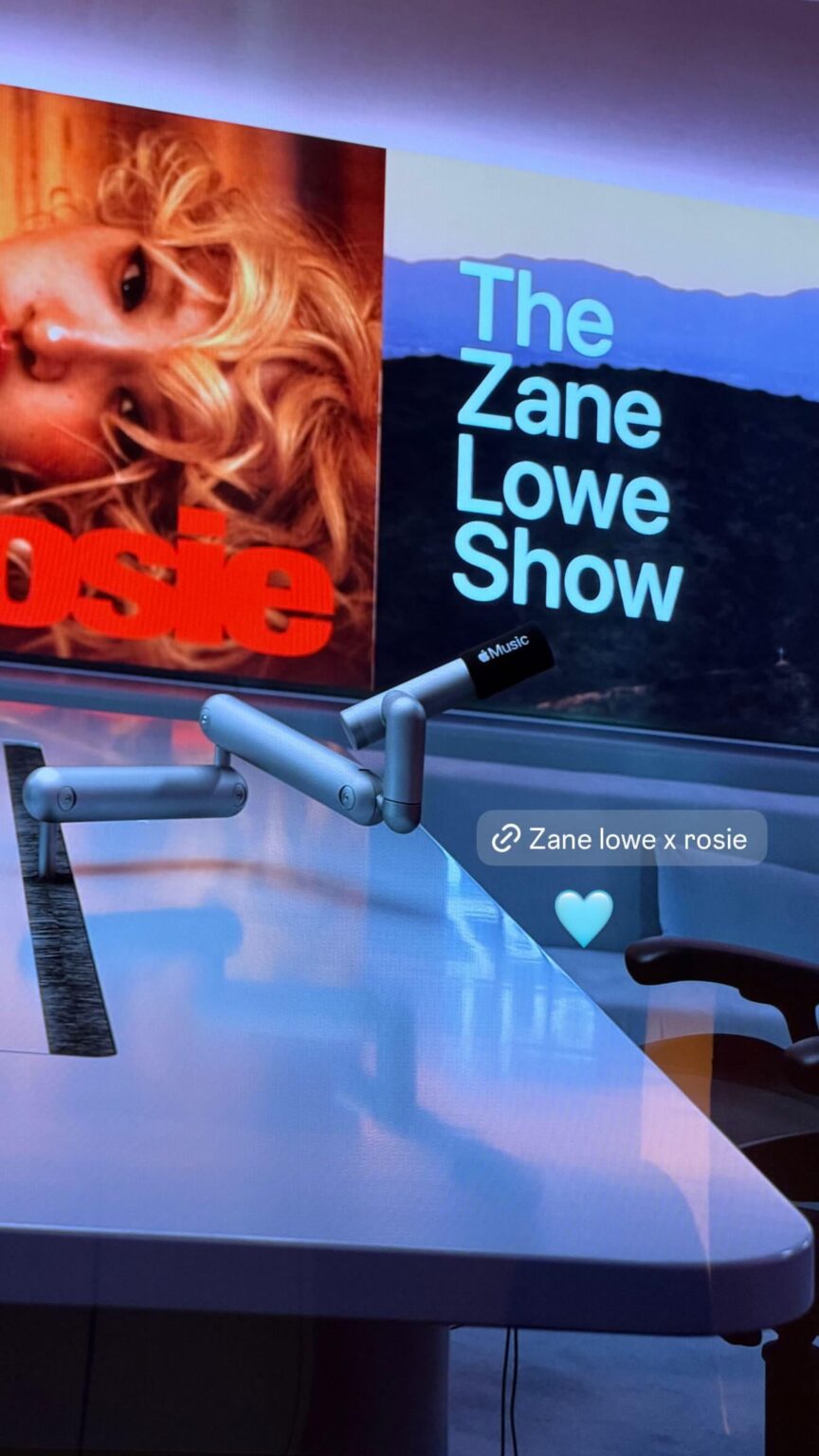 251213 تحديث قصة Alice IG مع ROSÉ