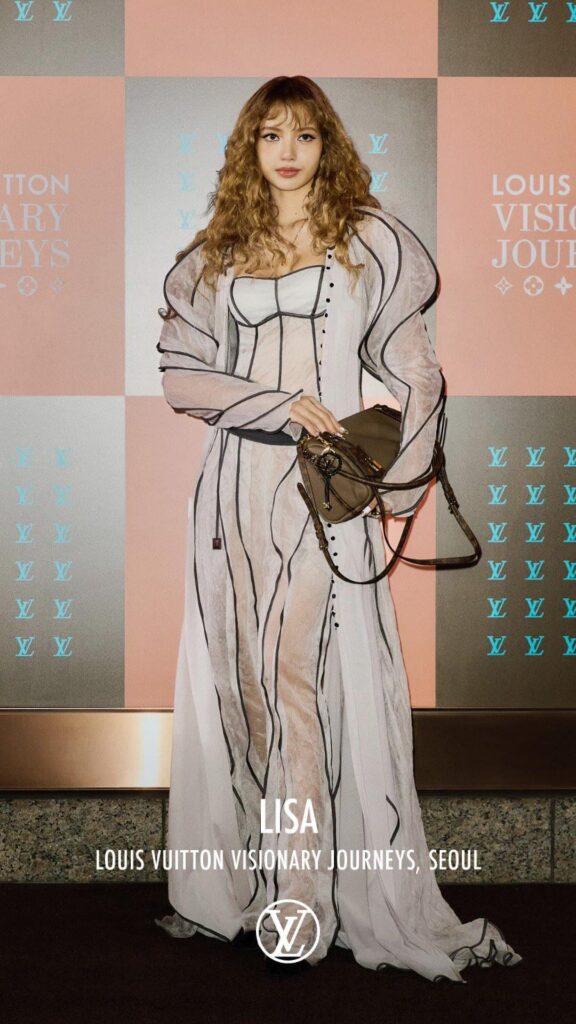 251204 ليزا ل لويس فويتون