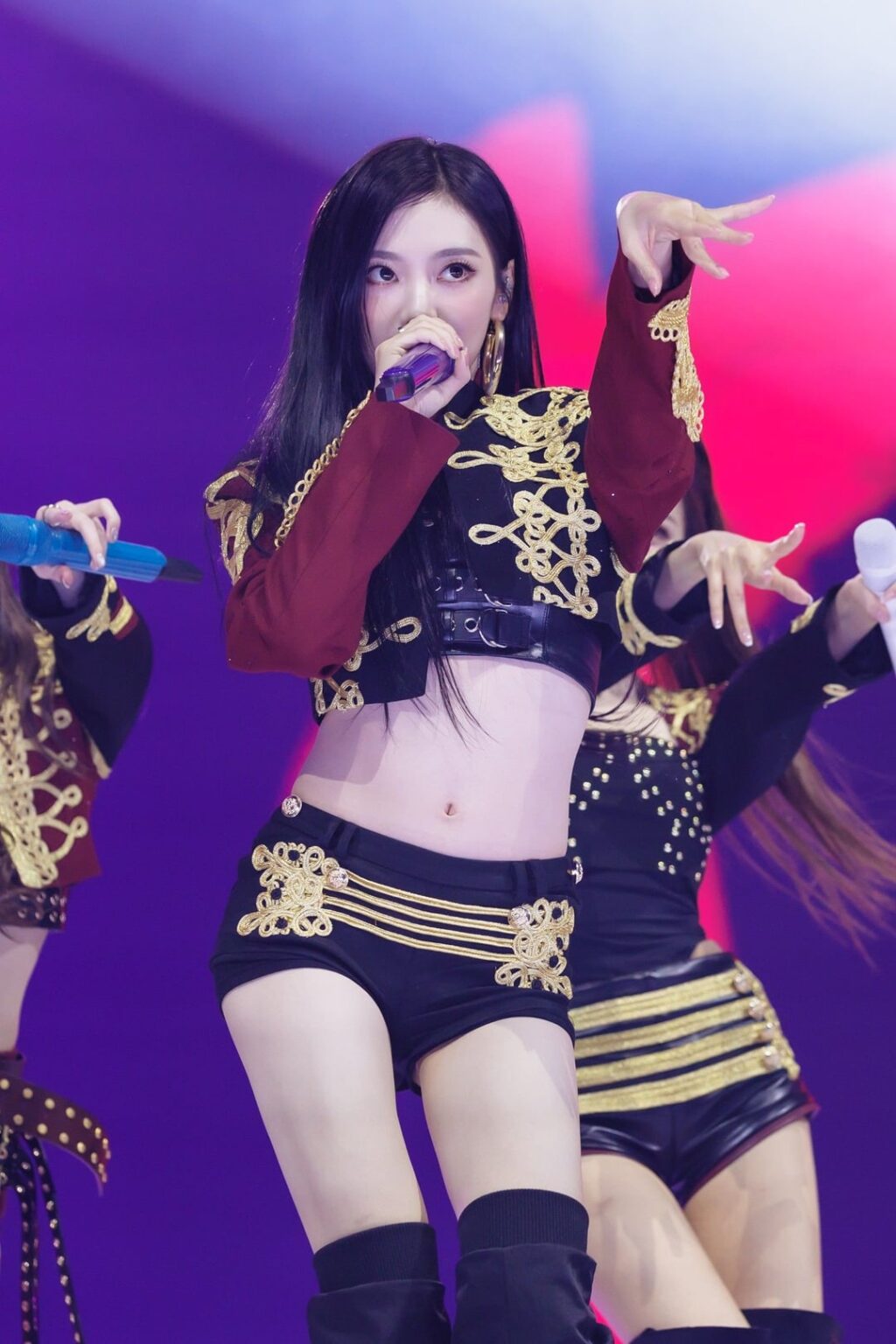 251222 aespa - الانجراف + الرجل الغني + العمل القذر (251220 جوائز ميلون الموسيقية 2025)