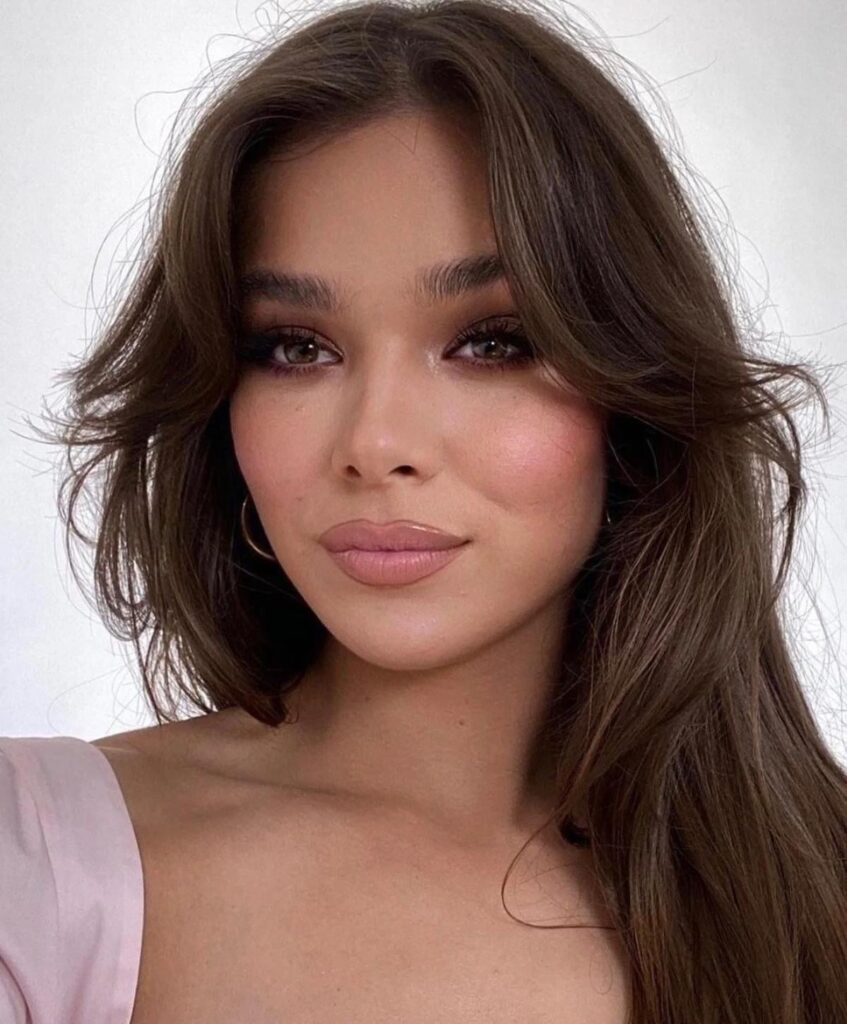 Hailee Steinfeld