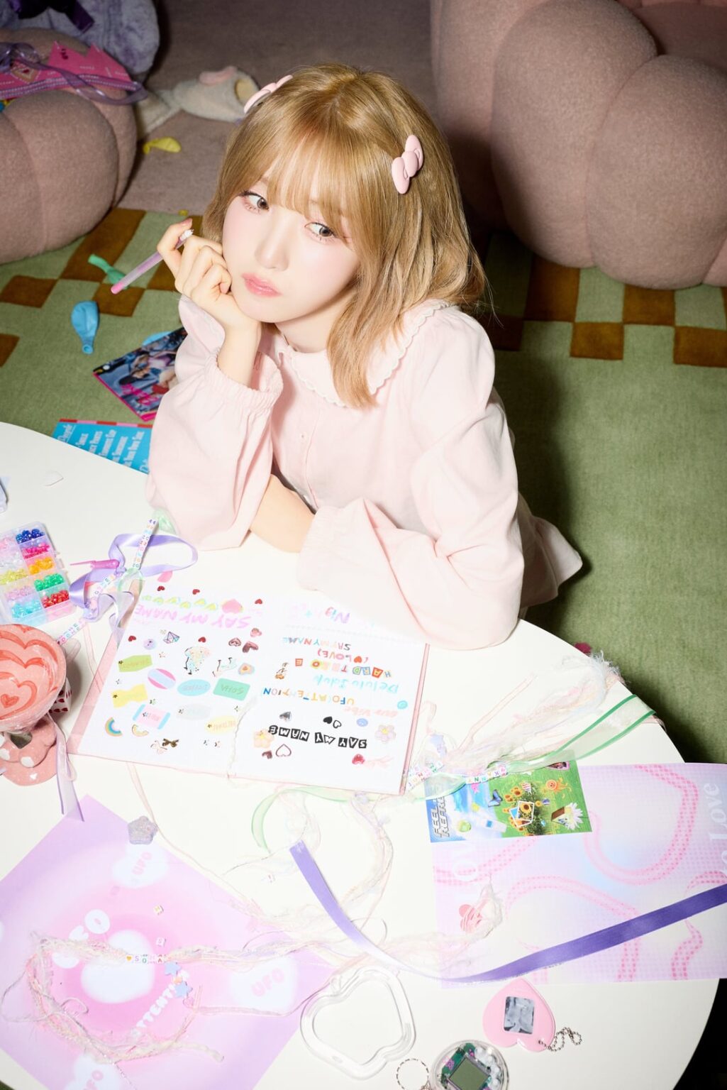 قل اسمي - ألبوم EP الثالث: &أجواءنا (إصدار حديث وسادة الصور المفاهيمية - هيتومي، شوي، سوها، دوهي)