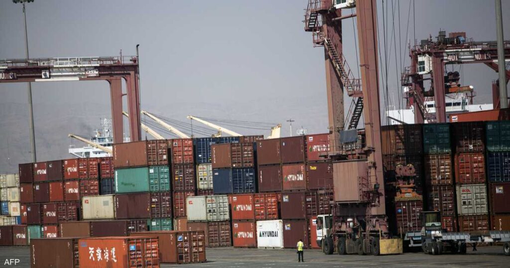 مصر تتابع أوضاع مواطنين على متن سفينة محتجزة في إيران مصر تتابع أوضاع مواطنين على متن سفينة محتجزة في إيران