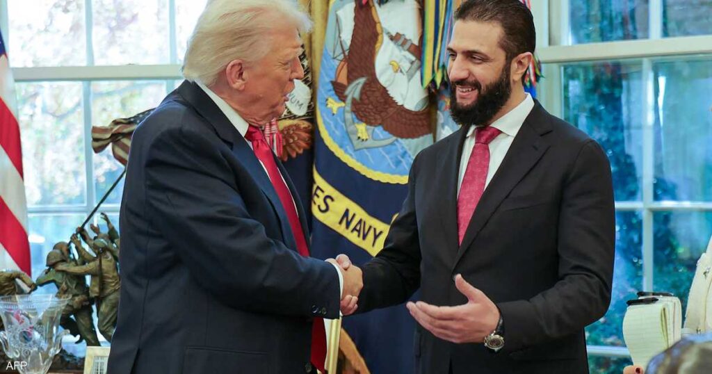 "المونيتور": ترامب طلب من الشرع إنهاء الاشتباكات مع الأكراد