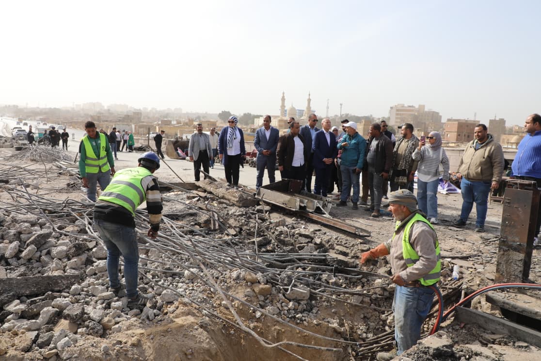  أعمال إزالة كوبري السيدة عائشة (1)