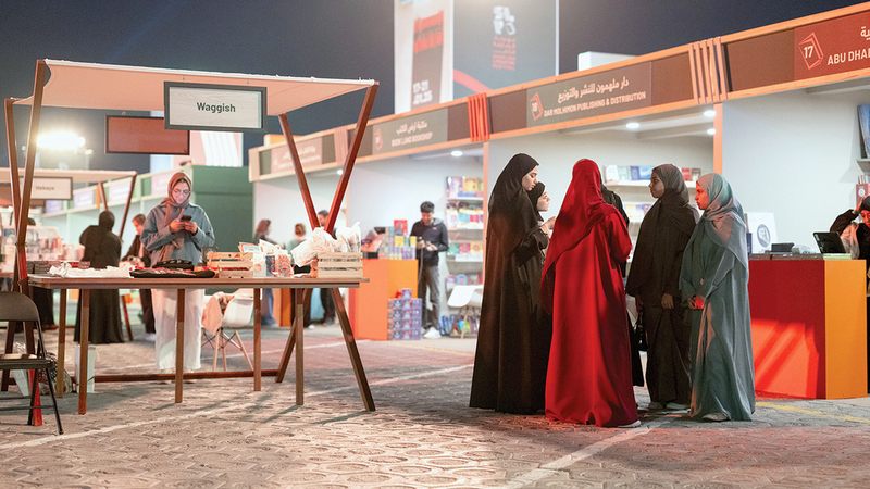 مهرجان الشارقة للآداب يبدأ الحكاية الثانية اليوم مهرجان الشارقة للآداب يبدأ الحكاية الثانية اليوم