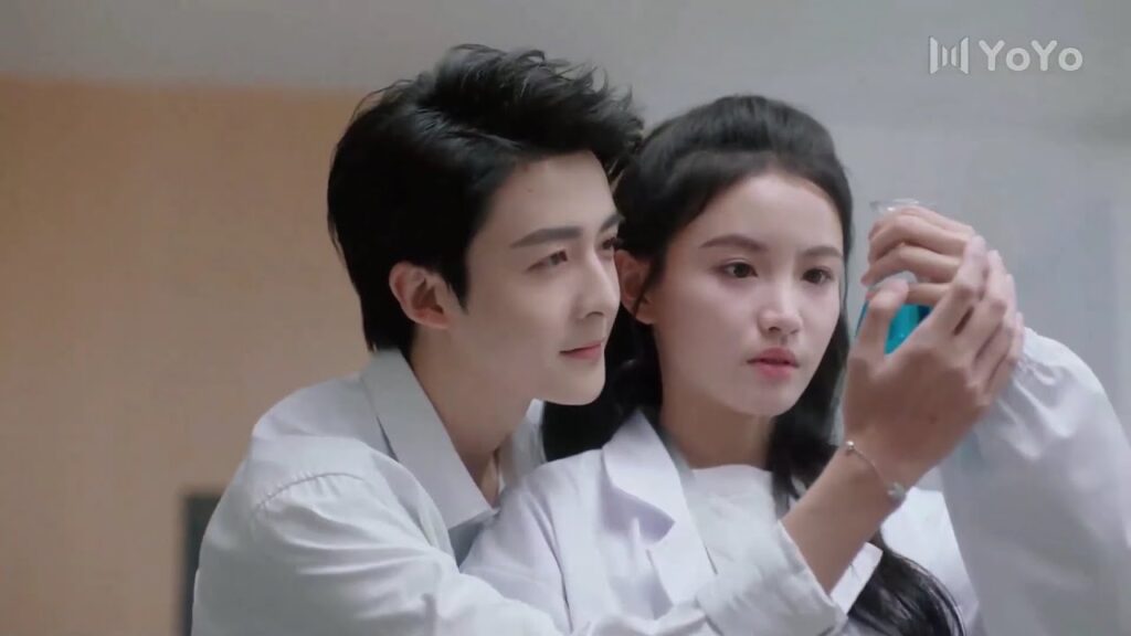 زميلها في العمل وسيـم للغاية و لا تعرف كيف تعمل وهو بجوارها ❤️( لنتزوج اولاً )