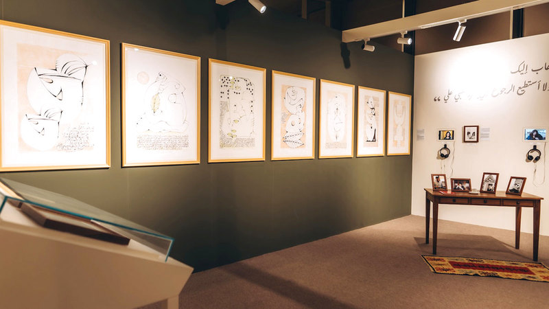 مشهد بصري يضيء على إرث محمود درويش في «بيت الحكمة» مشهد بصري يضيء على إرث محمود درويش في «بيت الحكمة»