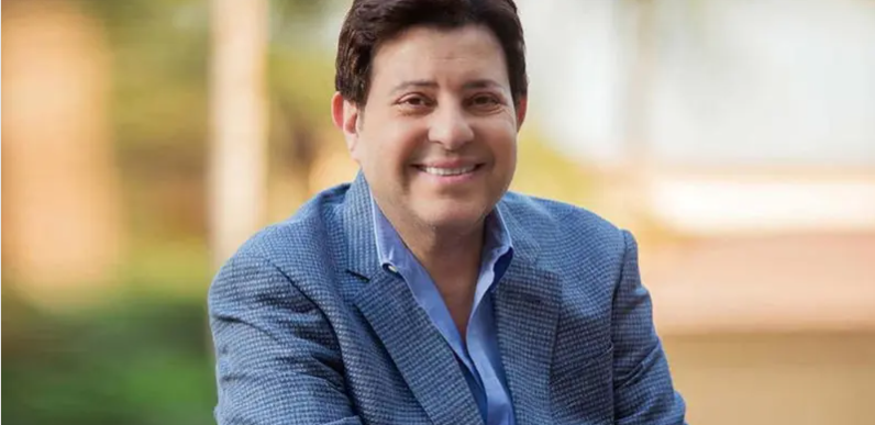 عملية جراحية تتطلب الراحة التامة لعدة شهور .. هاني شاكر في المستشفى بشكل مفاجىء عملية جراحية تتطلب الراحة التامة لعدة شهور .. هاني شاكر في المستشفى بشكل مفاجىء