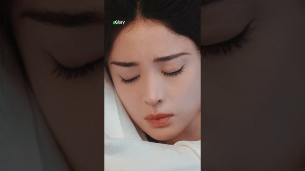 احتاجت حضنه لتطمئن🫂🥺 المجد #glory #houminghao #gulnezer #iqiyi #cdrama