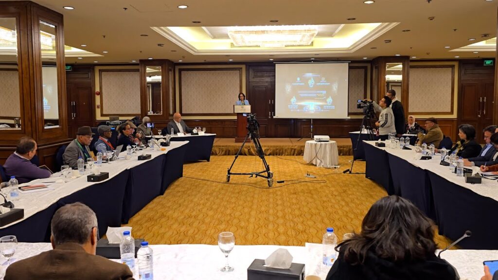 نسعى لتأسيس مشروع نقدي مسرحي عربي