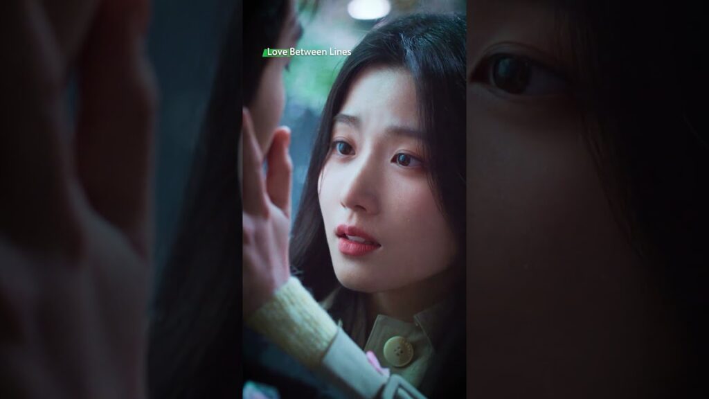 أول قبلة تحت أزهار الكرز🌸😳💗 الحب بين السطور #lovebetweenlines #chenxingxu #luyuxiao #cdrama #iqiyi