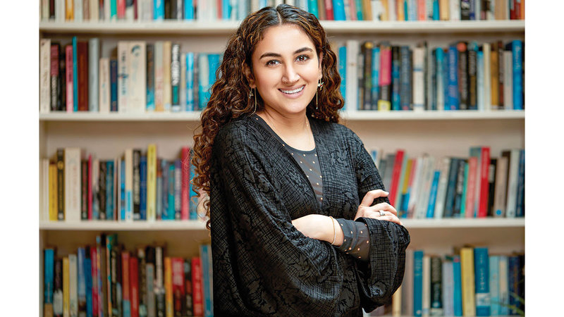 «علمتني الحياة» لحظة استثنائية في عُمر «الإمارات للآداب»