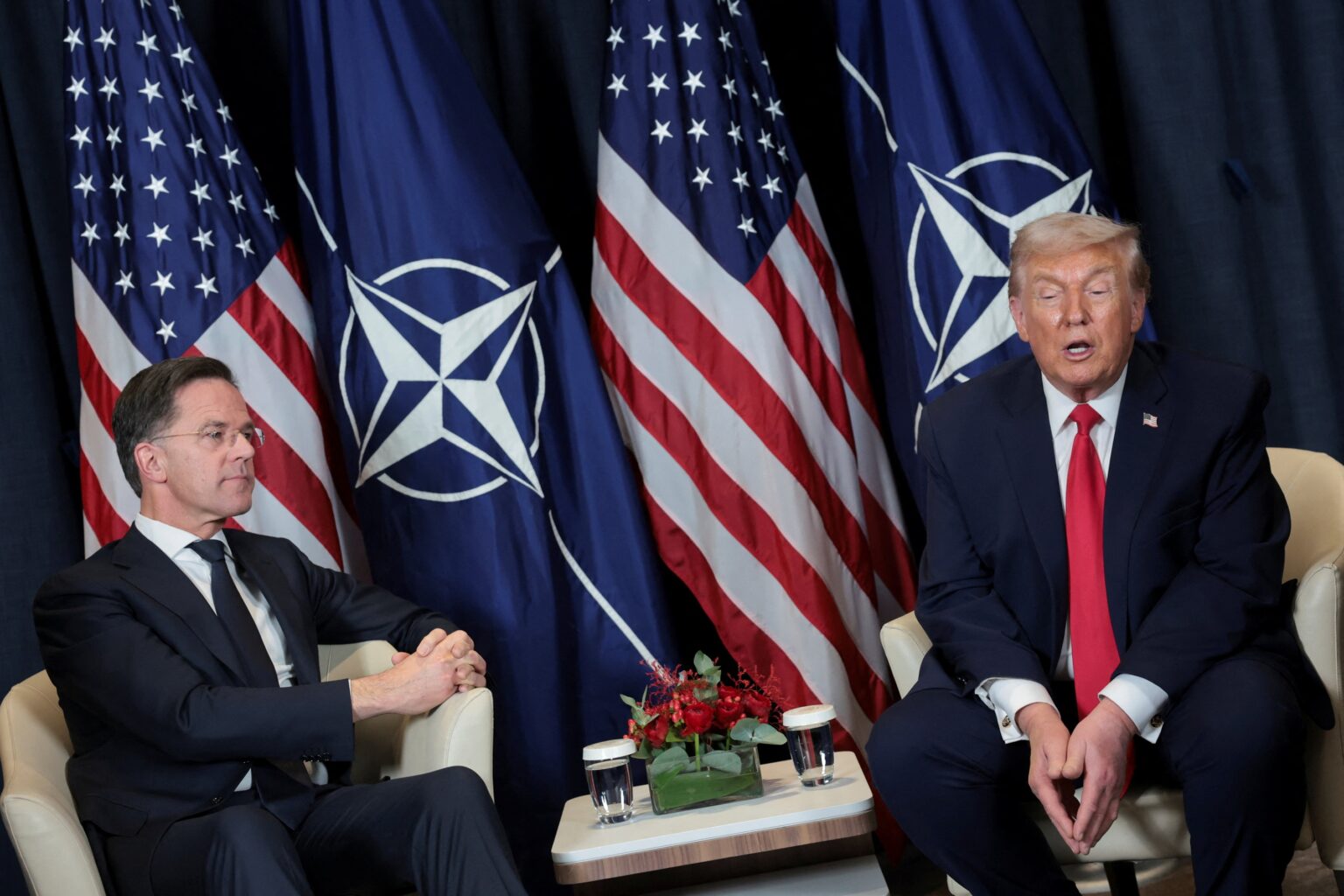 ترامب يعلن عقد صفقة بشأن غرينلاند مع الأمين العام لـ”الناتو” ترامب يعلن عقد صفقة بشأن غرينلاند مع الأمين العام لـ"الناتو"