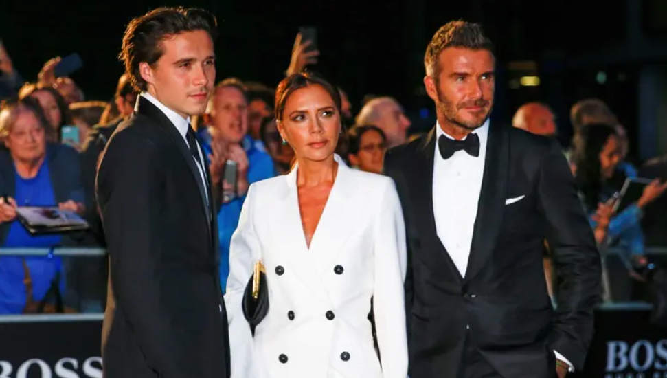 ديفيد بيكهام يكشف تفاصيل الخلافات داخل بيته .. ويرد على تصريحات ابنه النارية ديفيد بيكهام يكشف تفاصيل الخلافات داخل بيته .. ويرد على تصريحات ابنه النارية