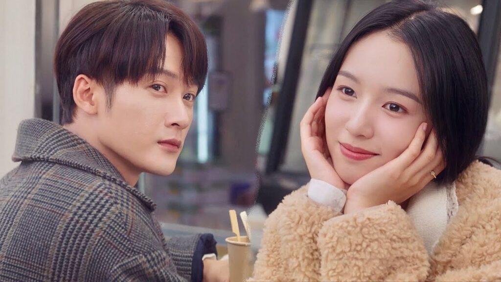 بالرغم من انه مشهور بين الفتيات لكنه يختارها كحبيبه له ❤️( احبني و احب صوتي )