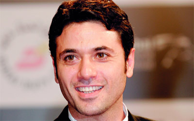 هل تزوج أحمد عز من مساعدته؟.. زينة تثير الجدل هل تزوج أحمد عز من مساعدته؟.. زينة تثير الجدل