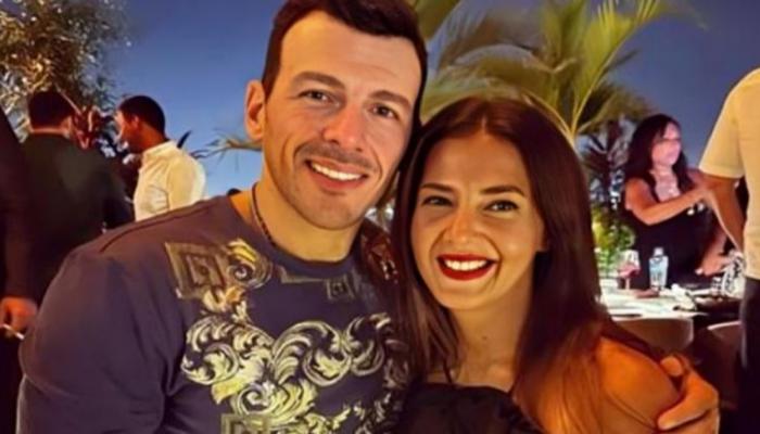 دنيا سمير غانم تكسر شائعات الطلاق برسالة حب لرامي رضوان وابنتهما كايلا دنيا سمير غانم تكسر شائعات الطلاق برسالة حب لرامي رضوان وابنتهما كايلا