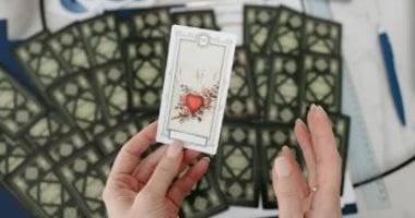 3 أبراج تحب الاستقلال حتى فى الحب.. العقرب الأبرز