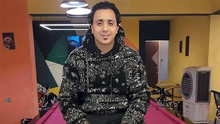 “يتيمة ويتولى أمرها”.. ليلة مقتل “إسلام” دفاعًا عن فتاة من التحرش بعين "يتيمة ويتولى أمرها".. ليلة مقتل "إسلام" دفاعًا عن فتاة من التحرش بعين