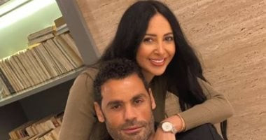 الفنانة إيمان الزيدى تنشر صورة مع منصف وتزعم طلاقها من أوسة بعد زواج شرعى الفنانة إيمان الزيدى تنشر صورة مع منصف وتزعم طلاقها من أوسة بعد زواج شرعى