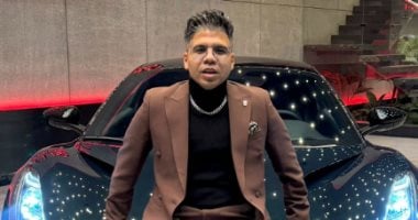 عمر كمال يتصدر الترند بلحظة شخصية بعد جولة فنية عالمية.. اعرف القصة