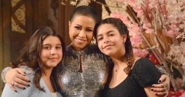 هنا ومريم.. سر قوة شيرين عبد الوهاب برغم الضغوط والأزمات