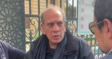 تشييع جثمان شقيق الفنانة شيرين بحضور منير مكرم