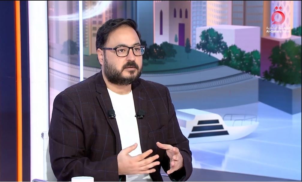 الناقد علي الكشوطي، رئيس قسم الفن،اليوم السابع ،قناة القاهرة الإخبارية،قناة القاهرة الإخبارية ، عهد العباسي ،رشا عماد،علي الكشوطي