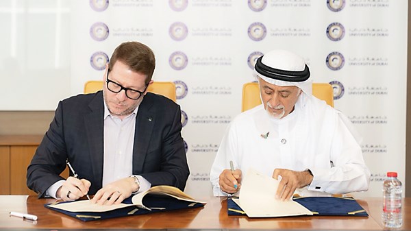 تفاهم بين جامعة دبي وشركة كيرنو إنتربرايزس لتدريب الطلبة