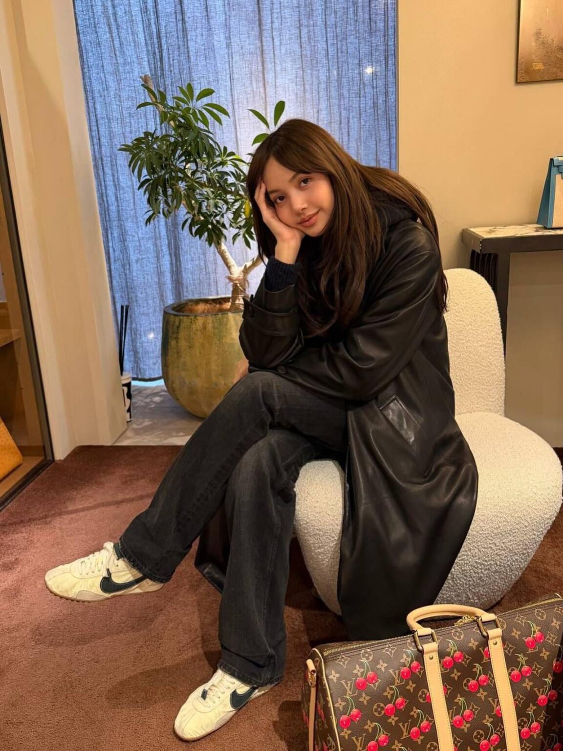 260120 تحديث Paradisevintage_tokyo على الانستقرام مع ليزا