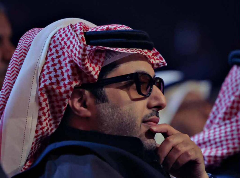 دعوة من تركي آل الشيخ للطفلة المؤثرة شام الحمصية لحضور موسم الرياض بعد مقطع طريف دعوة من تركي آل الشيخ للطفلة المؤثرة شام الحمصية لحضور موسم الرياض بعد مقطع طريف