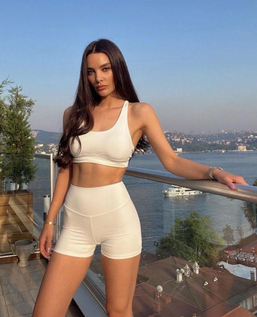 Hazal Filiz Küçükköse