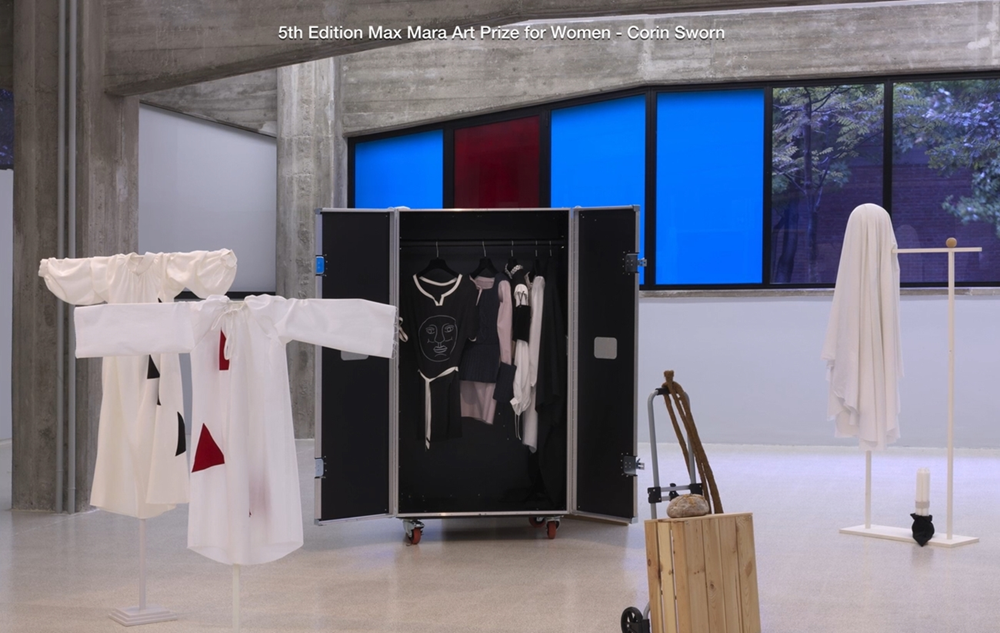 «ماكس مارا» تعلن حقبة جديدة لجائزتها الفنية النسائية.. رحلة إبداعية عابرة للقارات