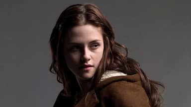 كريستين ستيورات تلمح لإعادة إخراج Twilight بعد نجاحها كمخرجة