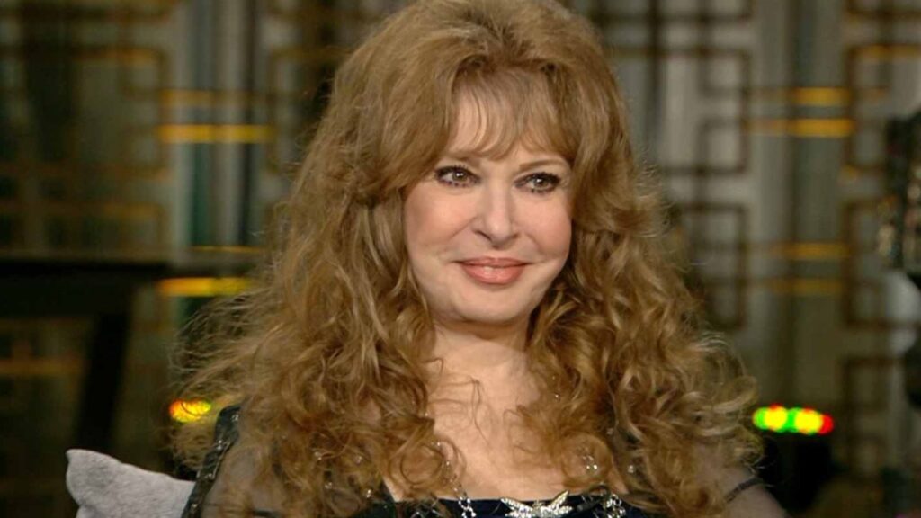 فى عيد ميلادها.. قصة أصول نيللى وأزواجها الأربعة وخدعة محمود ياسين فى عيد ميلادها.. قصة أصول نيللى وأزواجها الأربعة وخدعة محمود ياسين