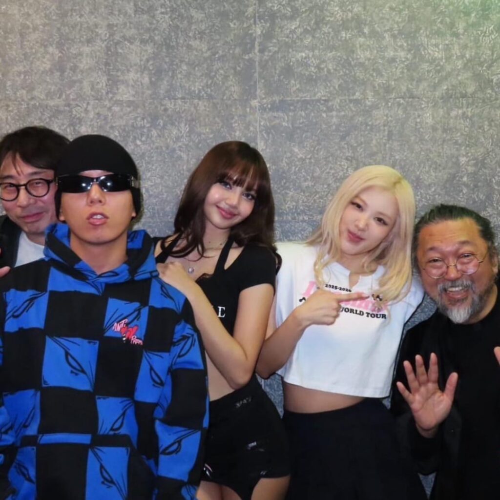 260129 - تحديث انستقرام تاكاشي موراكامي مع روزي وليزا