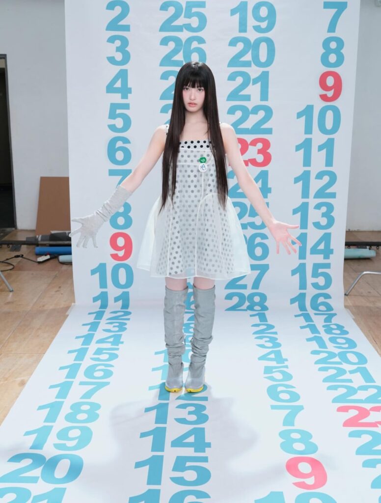 260127 IVE - الألبوم الثاني: REVIVE+ (SPOILERS - Concept Photo - Leeseo)