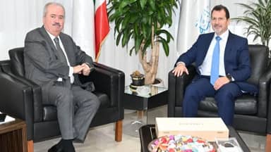 ماذا دار في اللقاء بين شحادة وجابر؟ ماذا دار في اللقاء بين شحادة وجابر؟