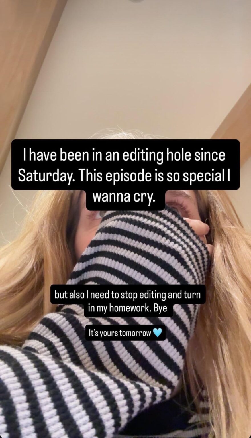 260128 تحديث قصة Alex Cooper على IG مع ROSÉ